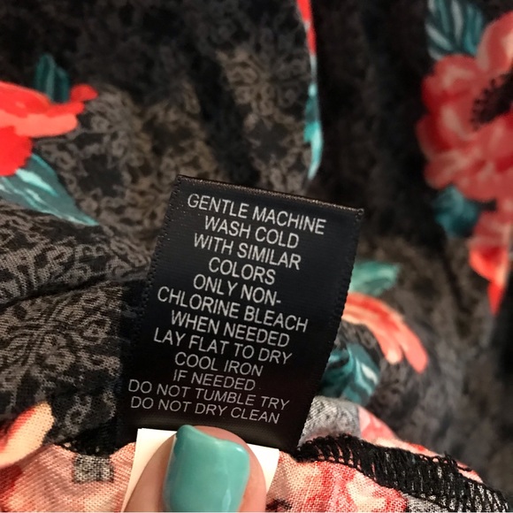 Torrid floral dress - Picture 7 of 7